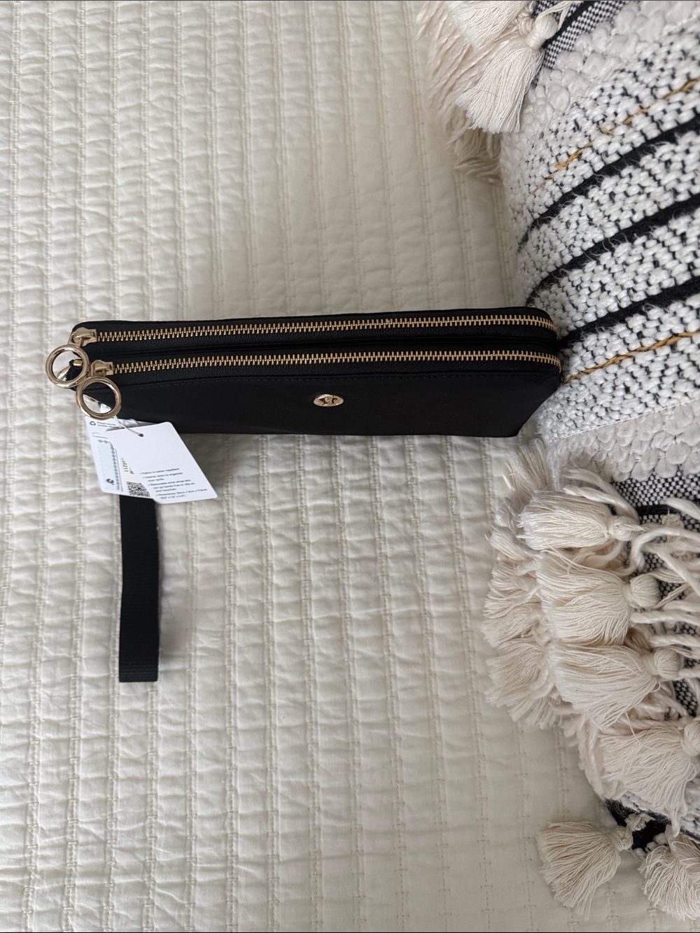 lululemon athletica Black Wristlet Clutch - Picture 3 of 3